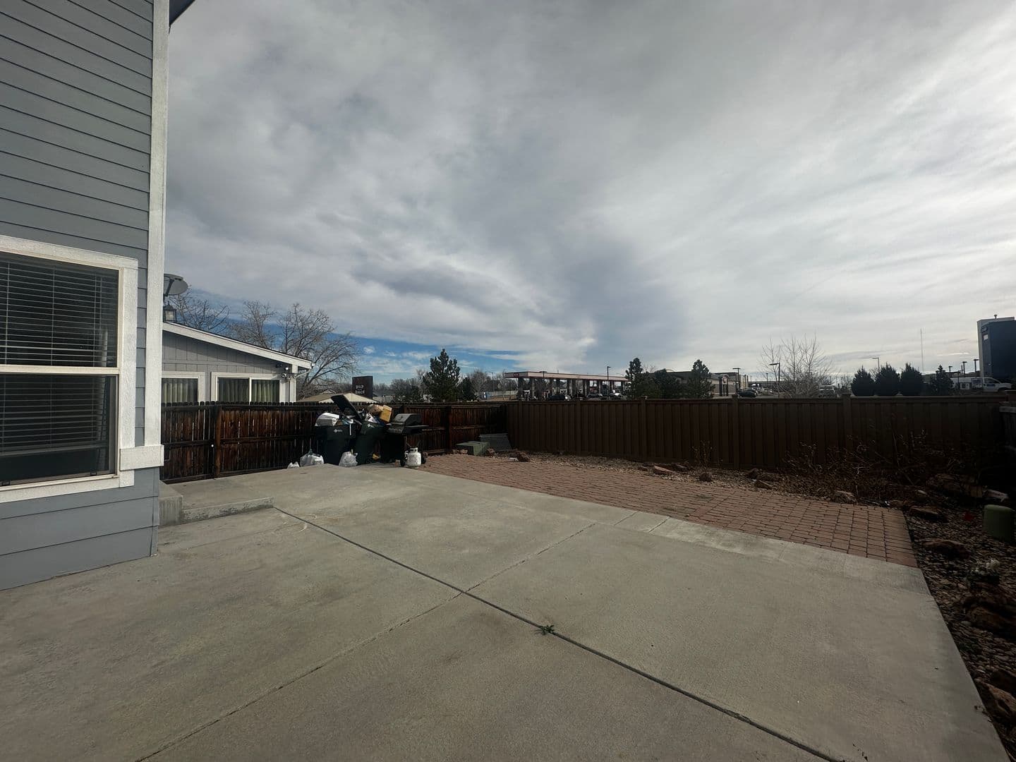 Thornton House: 11972 Glencoe Dr