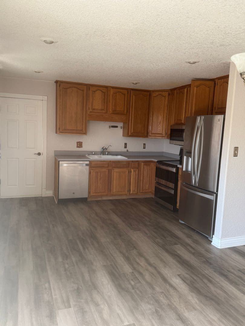 Littleton House: 4698 S Fountain Cir