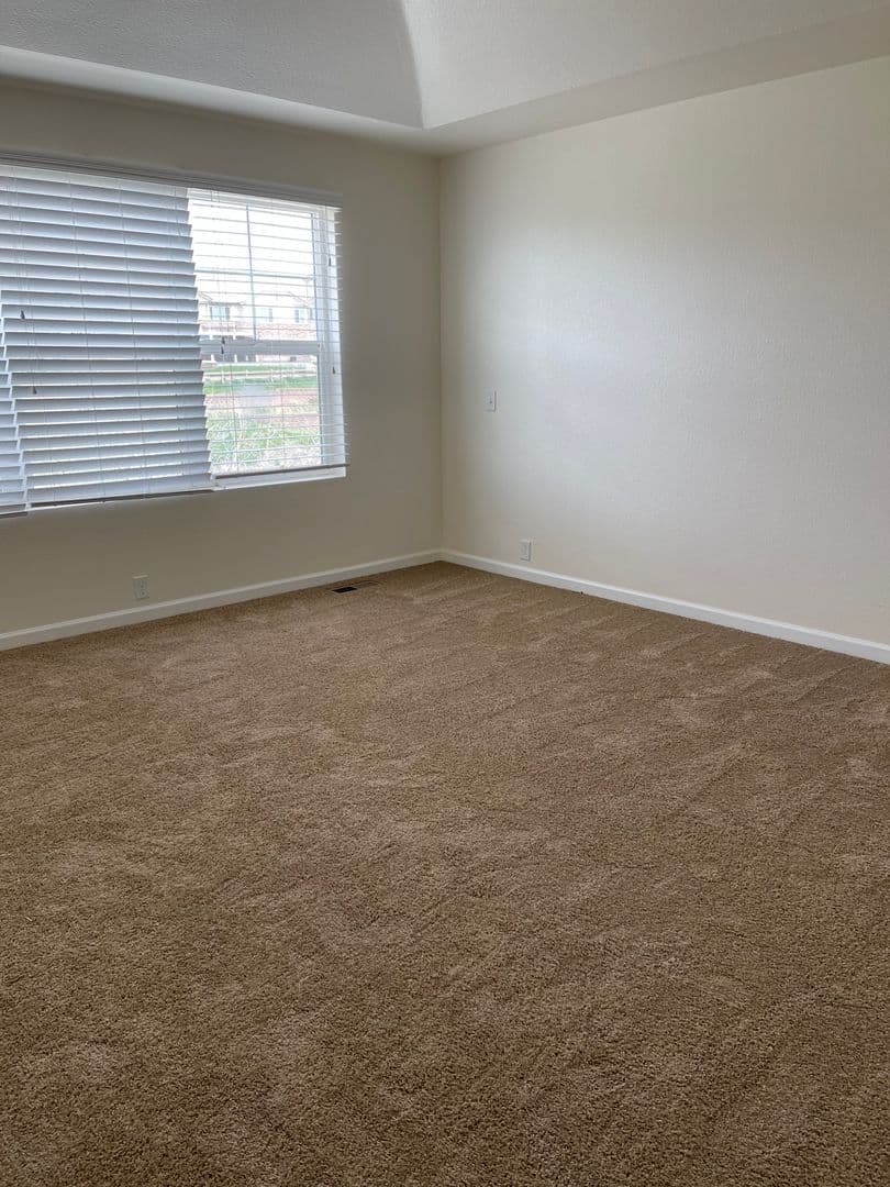 Aurora House: 6300 S Ider St