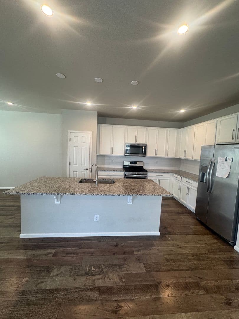 Centennial House: 15917 E Otero Ave