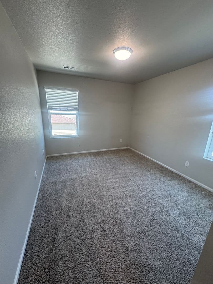 Centennial House: 15917 E Otero Ave