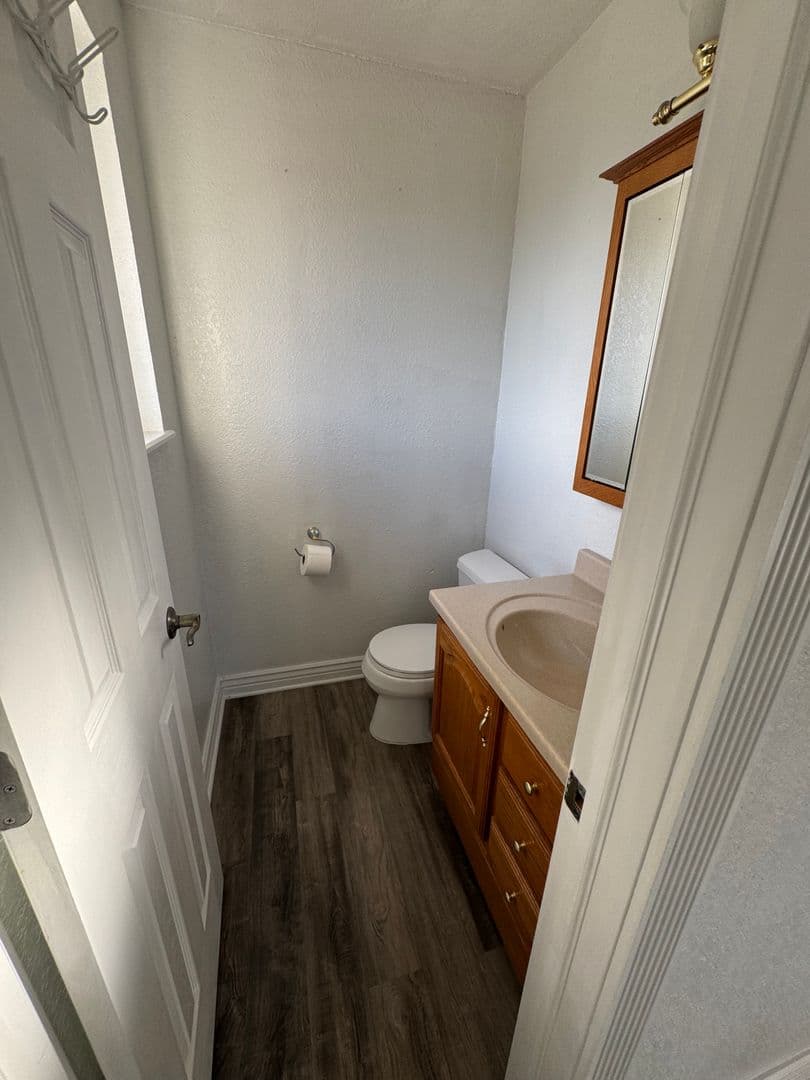 Littleton House: 4698 S Fountain Cir