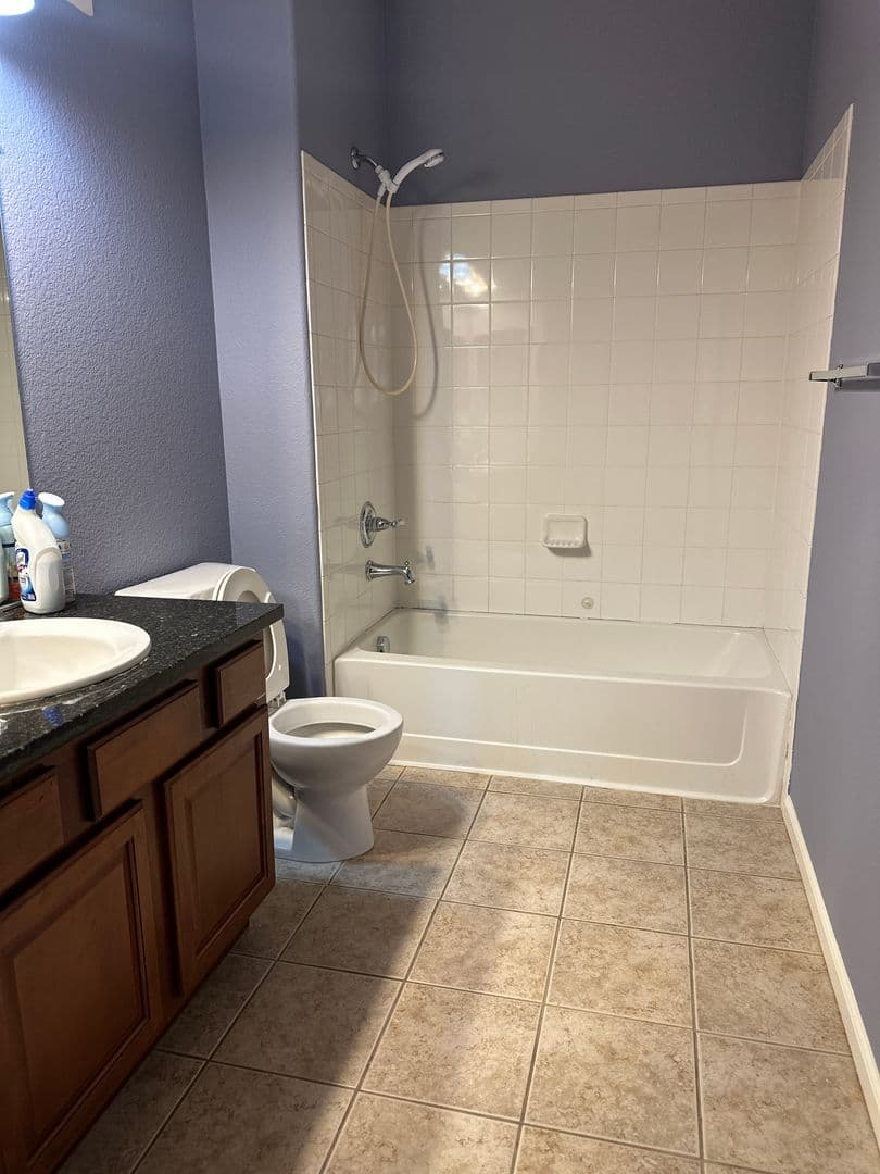 Erie House: 1425 Blue Sky Cir Unit 15-204