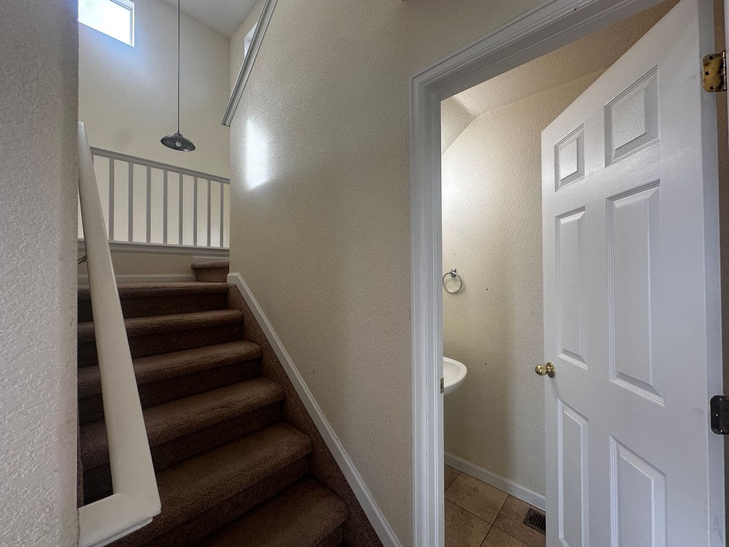 Thornton House: 11972 Glencoe Dr