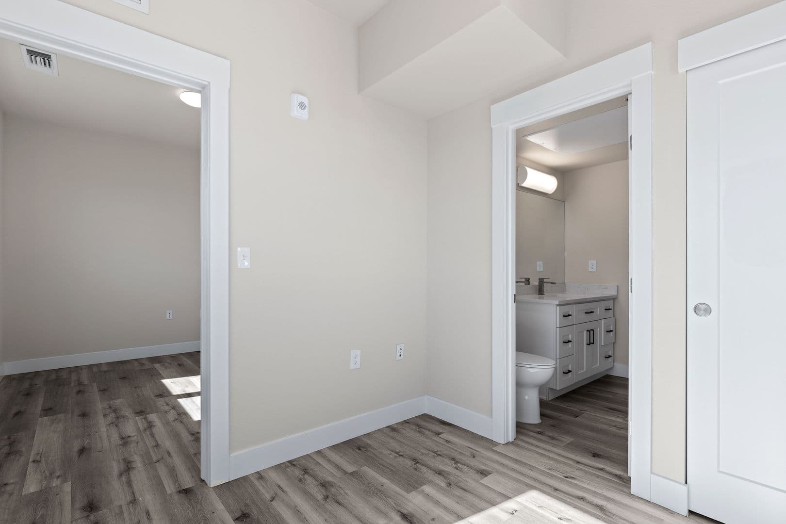 Denver Apartment: 2720 S Federal Blvd