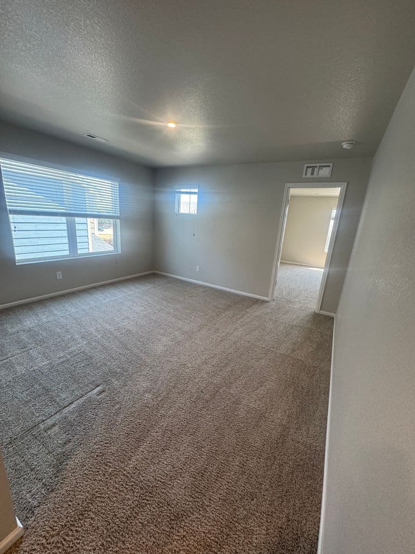 Centennial House: 15917 E Otero Ave