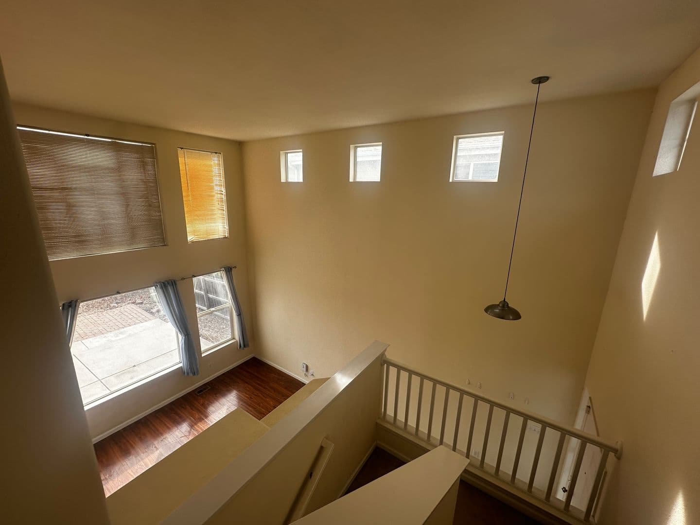 Thornton House: 11972 Glencoe Dr