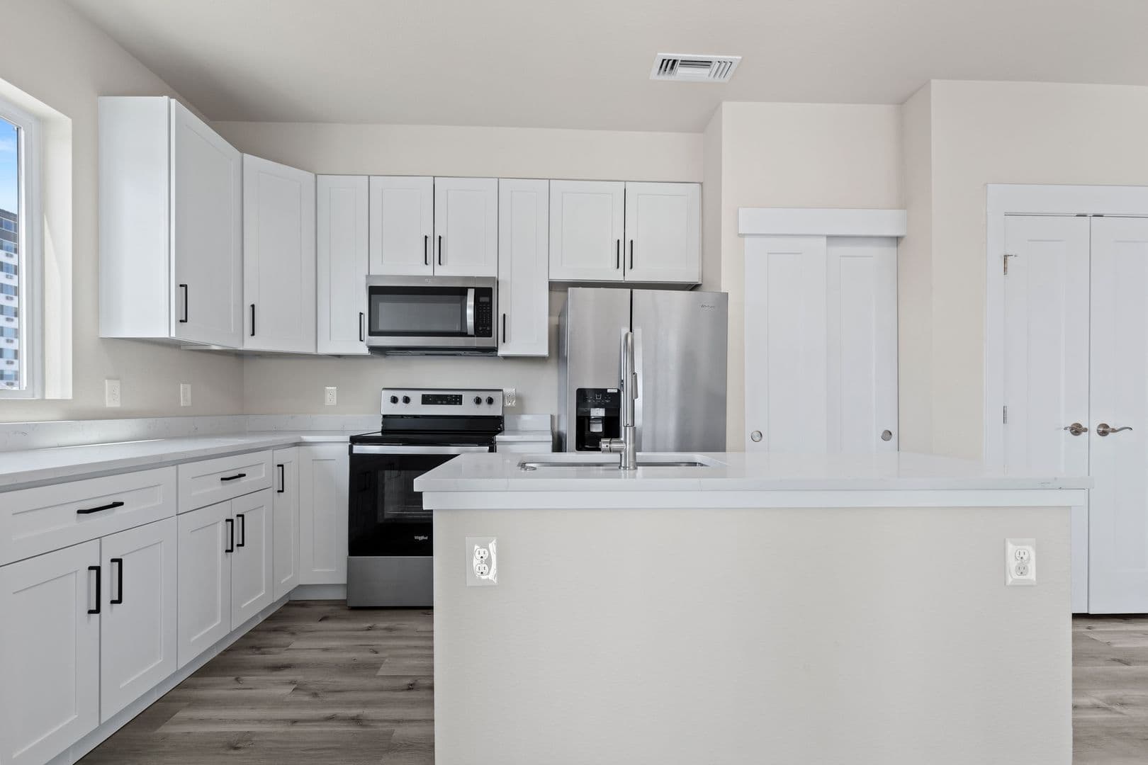 Denver Apartment: 2720 S Federal Blvd
