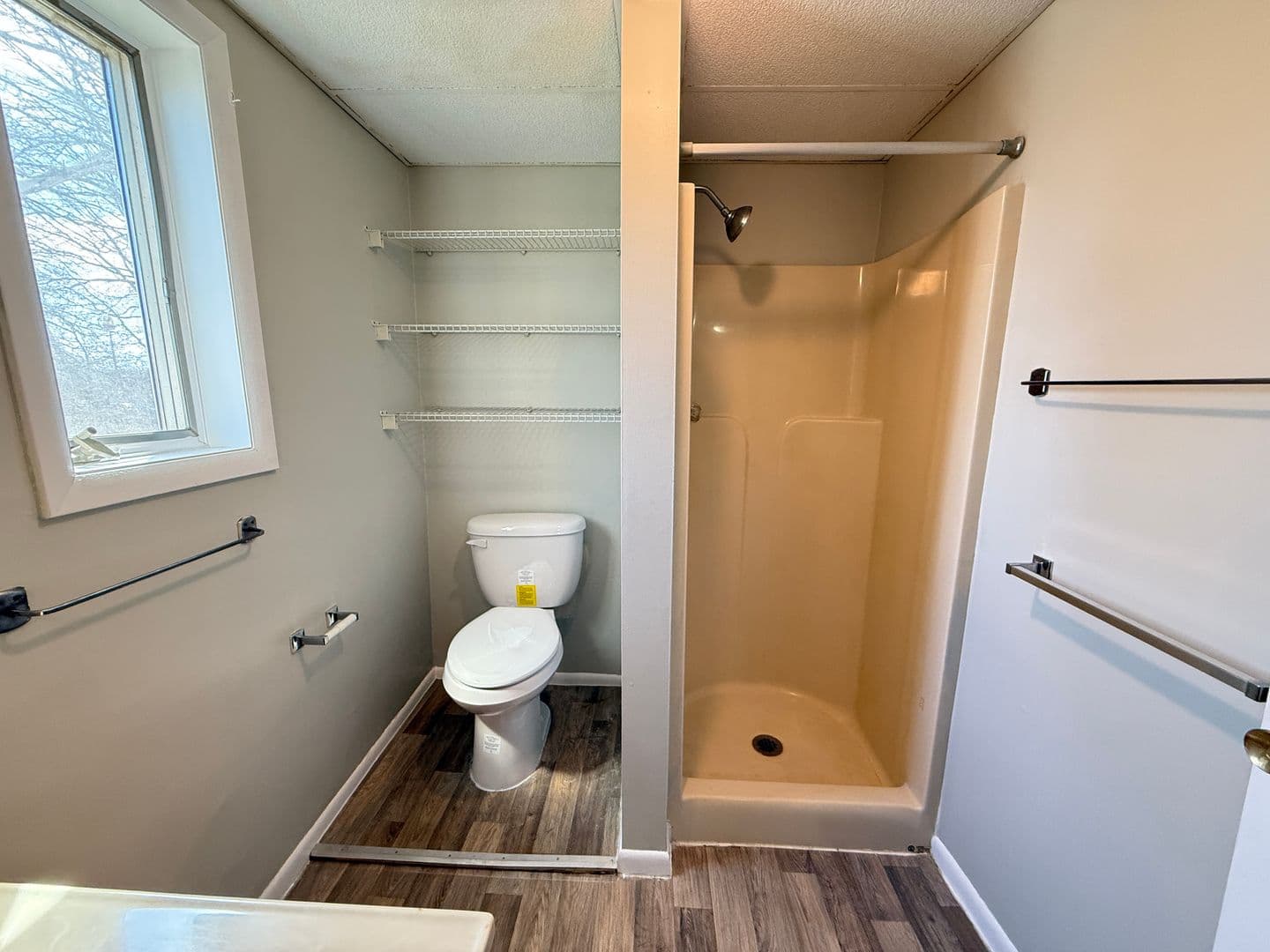 Jackson Apartment: 5680 Trail Park Dr