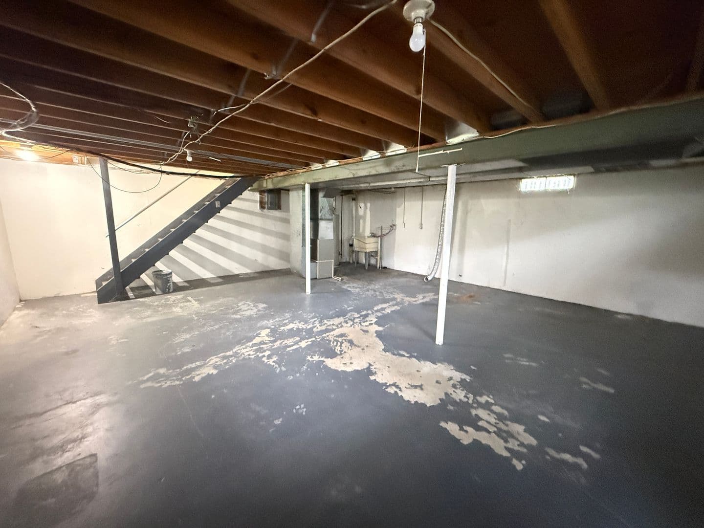 Jackson Apartment: 1430-1446 Longfellow Ave
