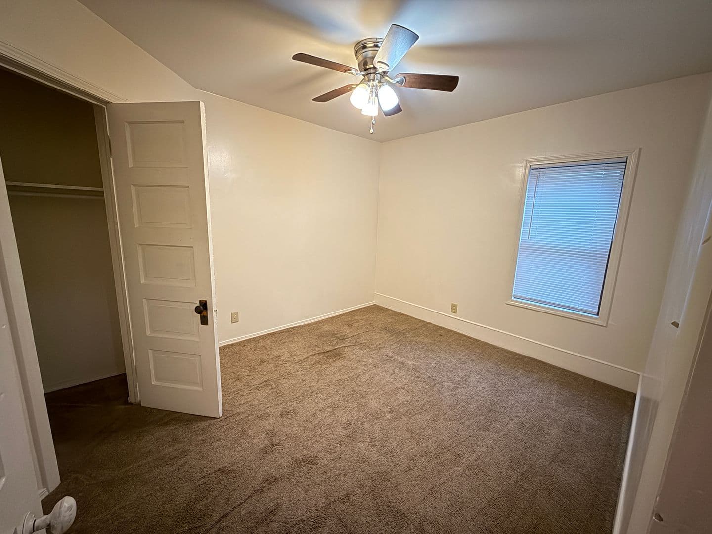 Jackson Apartment: 205 S Pleasant St
