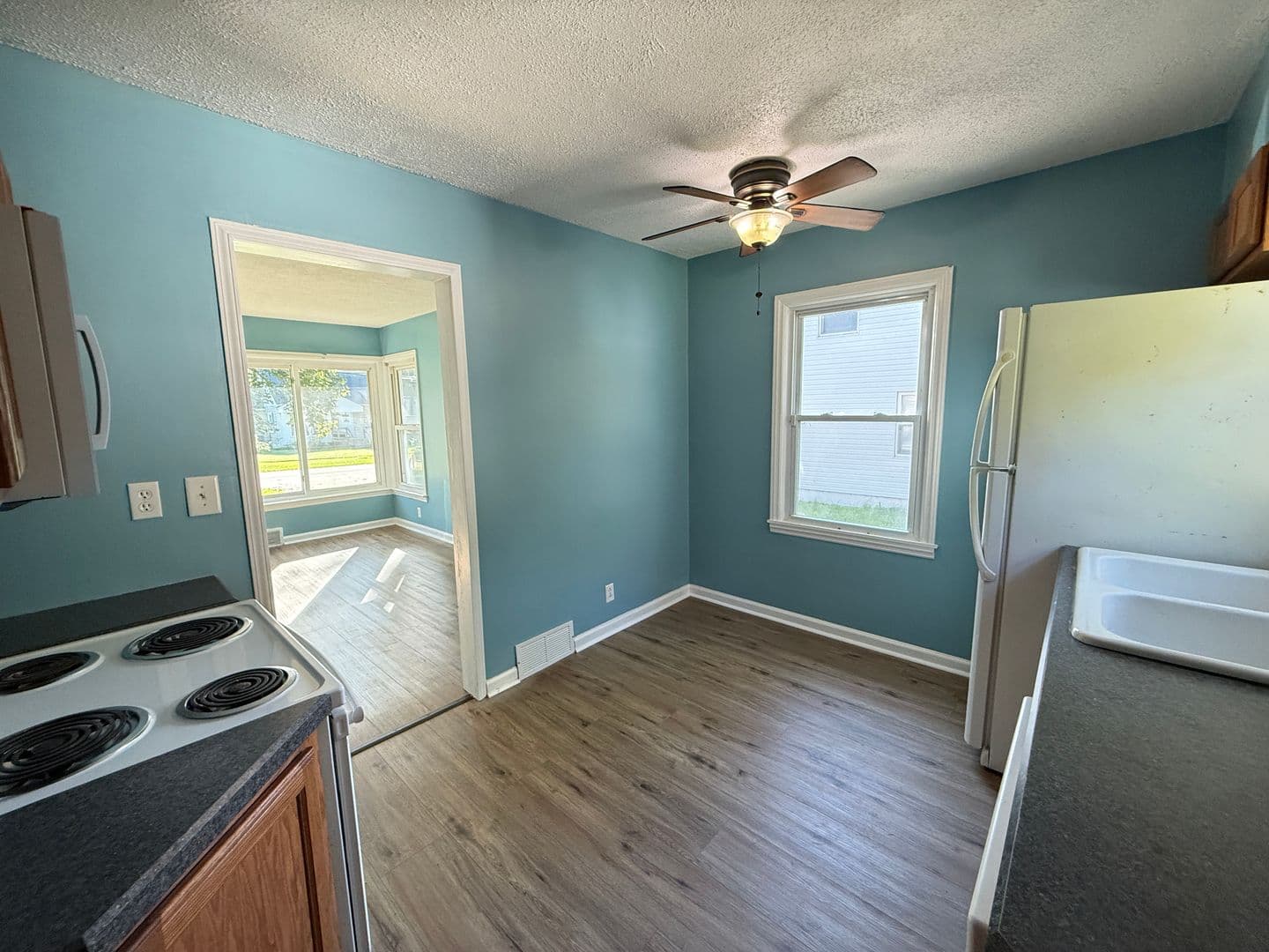 Jackson House: 2428 Midday St