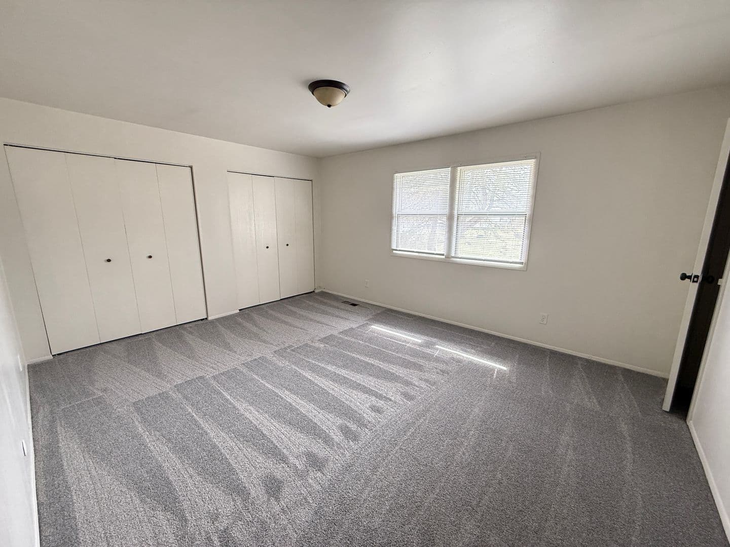 Jackson Apartment: 1482-1488 Longfellow Ave
