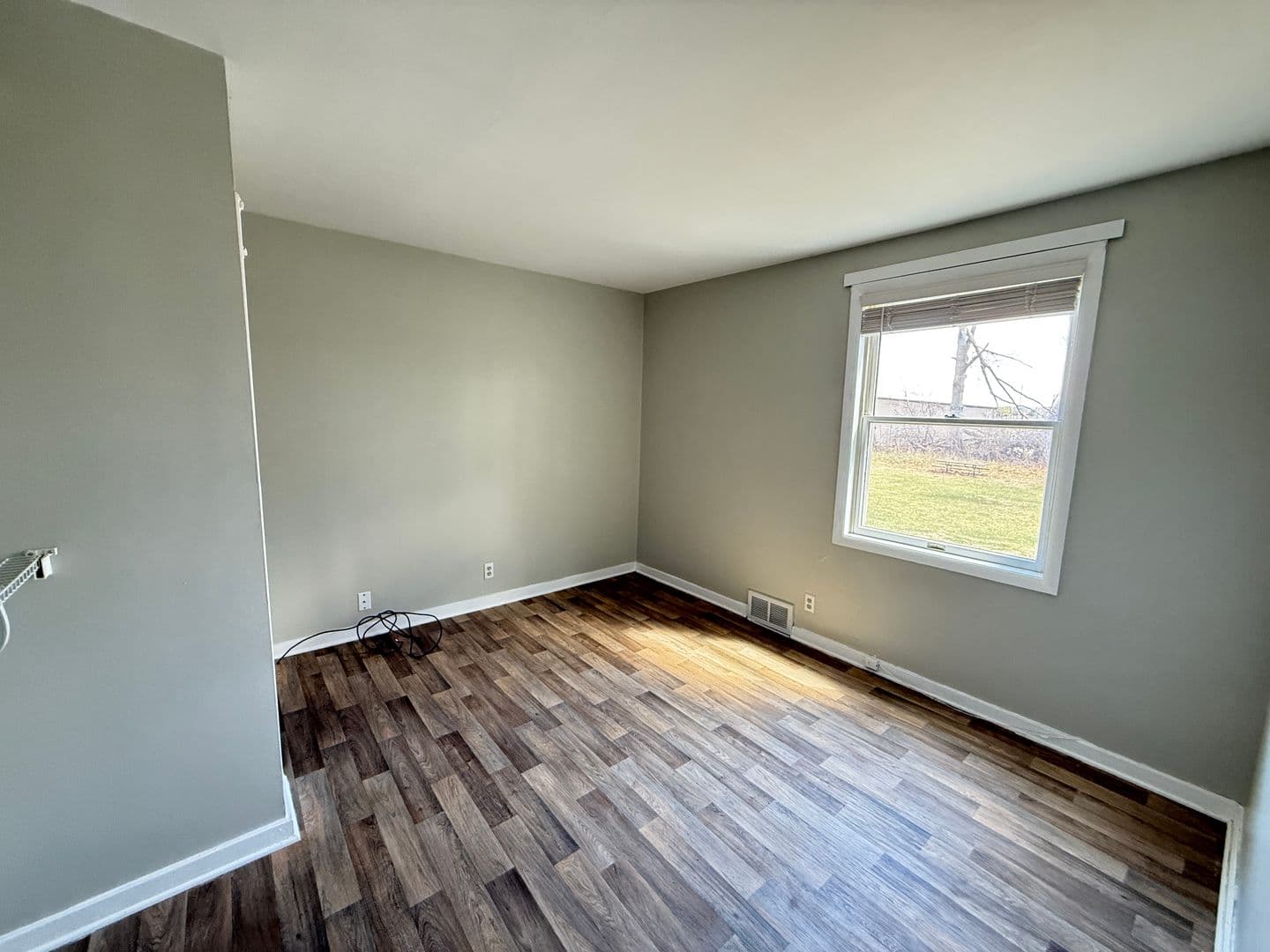 Jackson Apartment: 5680 Trail Park Dr