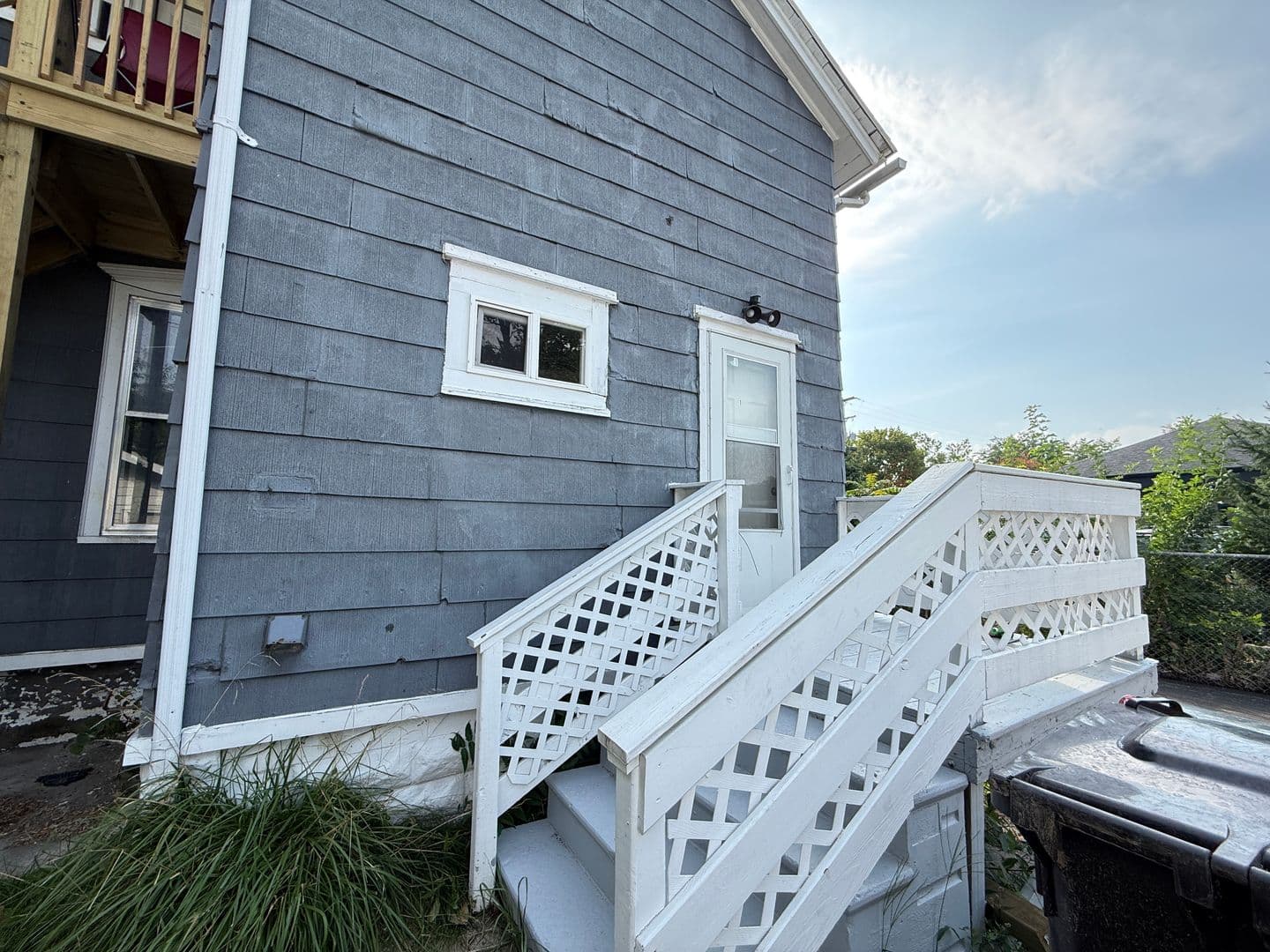 Jackson Apartment: 306 N Elm Ave