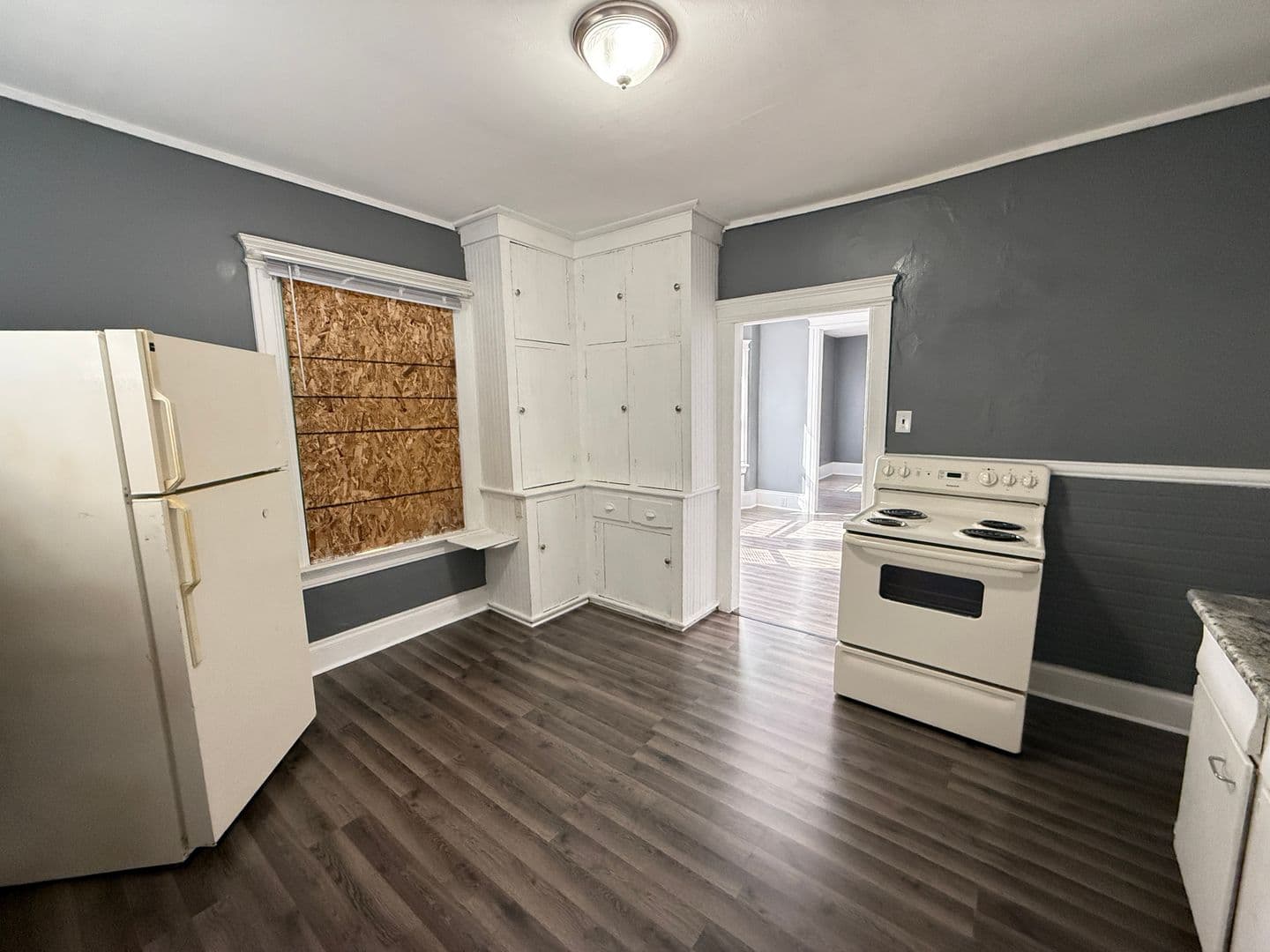 Jackson Apartment: 1239 Greenwood Ave