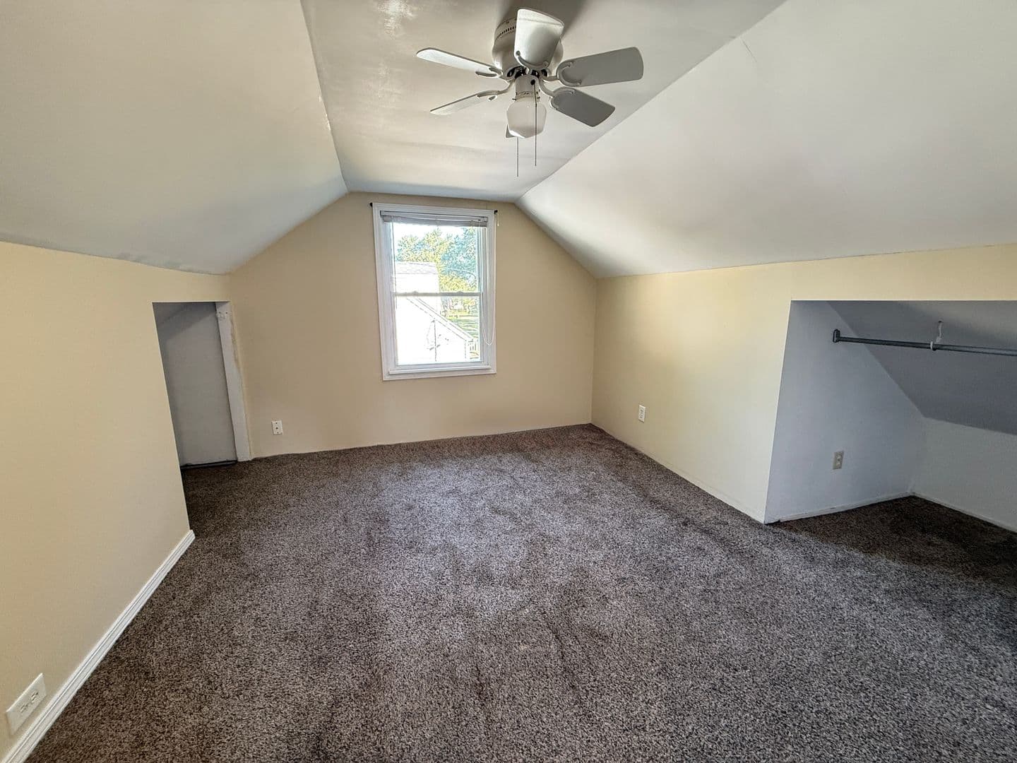 Jackson House: 2428 Midday St