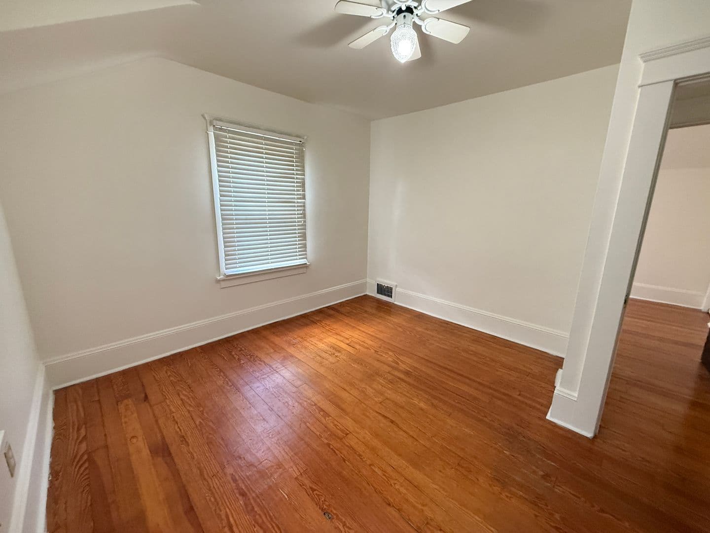 Jackson House: 614 Orange St
