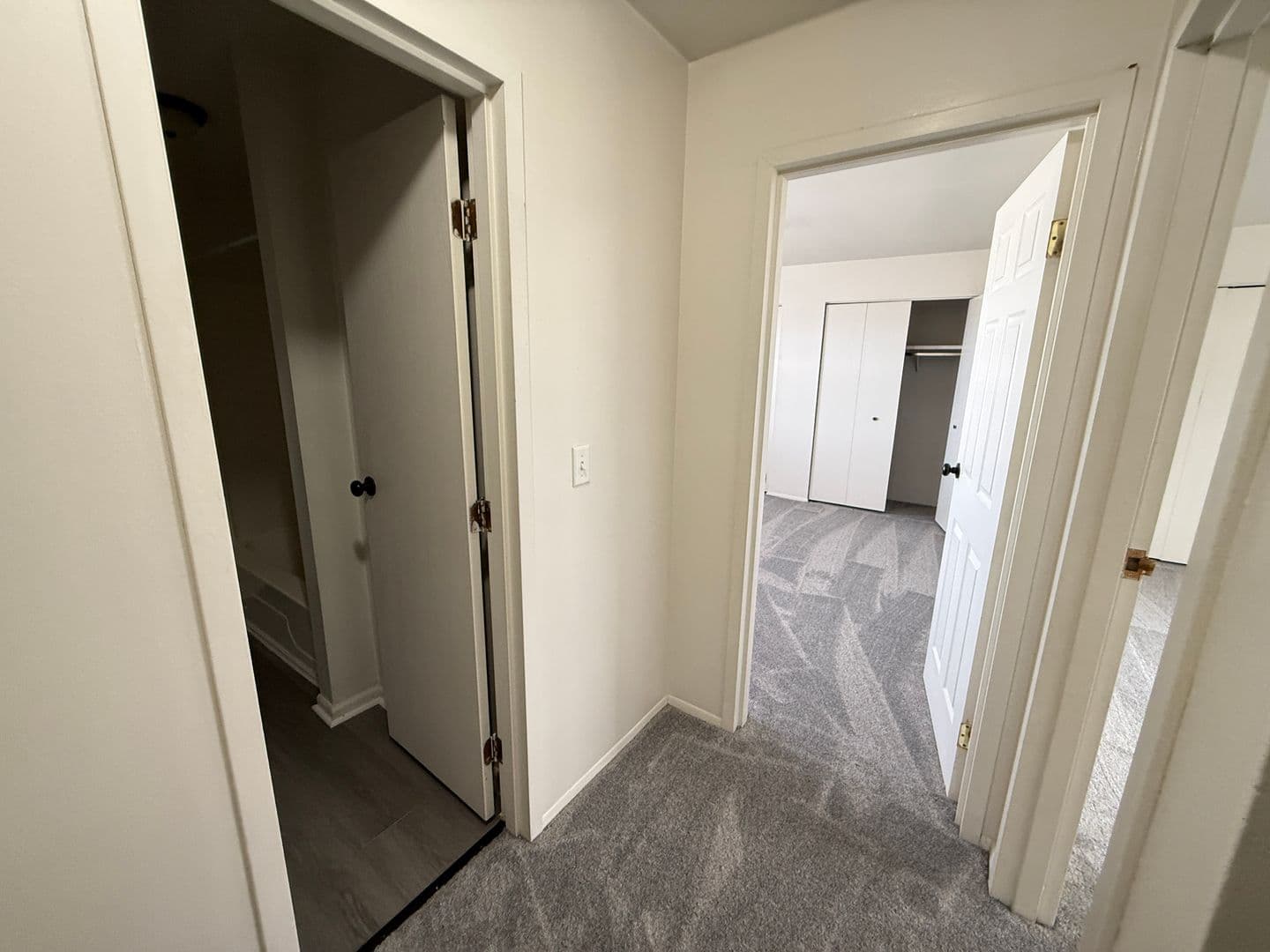 Jackson Apartment: 1482-1488 Longfellow Ave