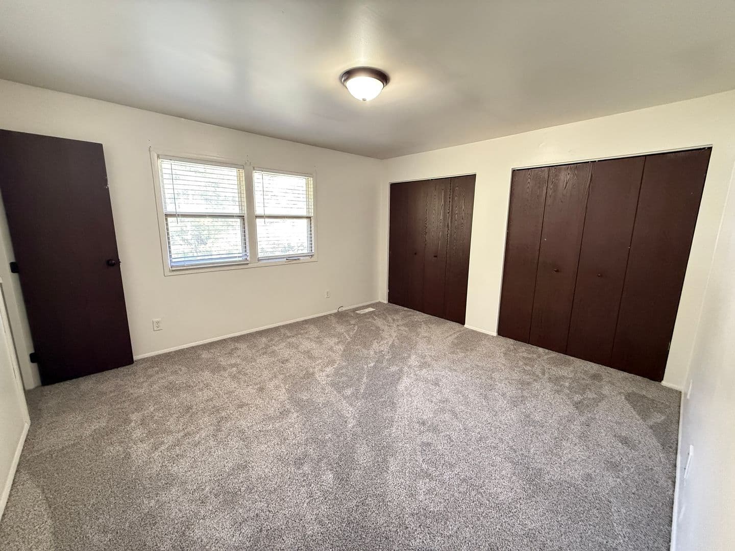 Jackson Apartment: 1450-1460 Longfellow Ave