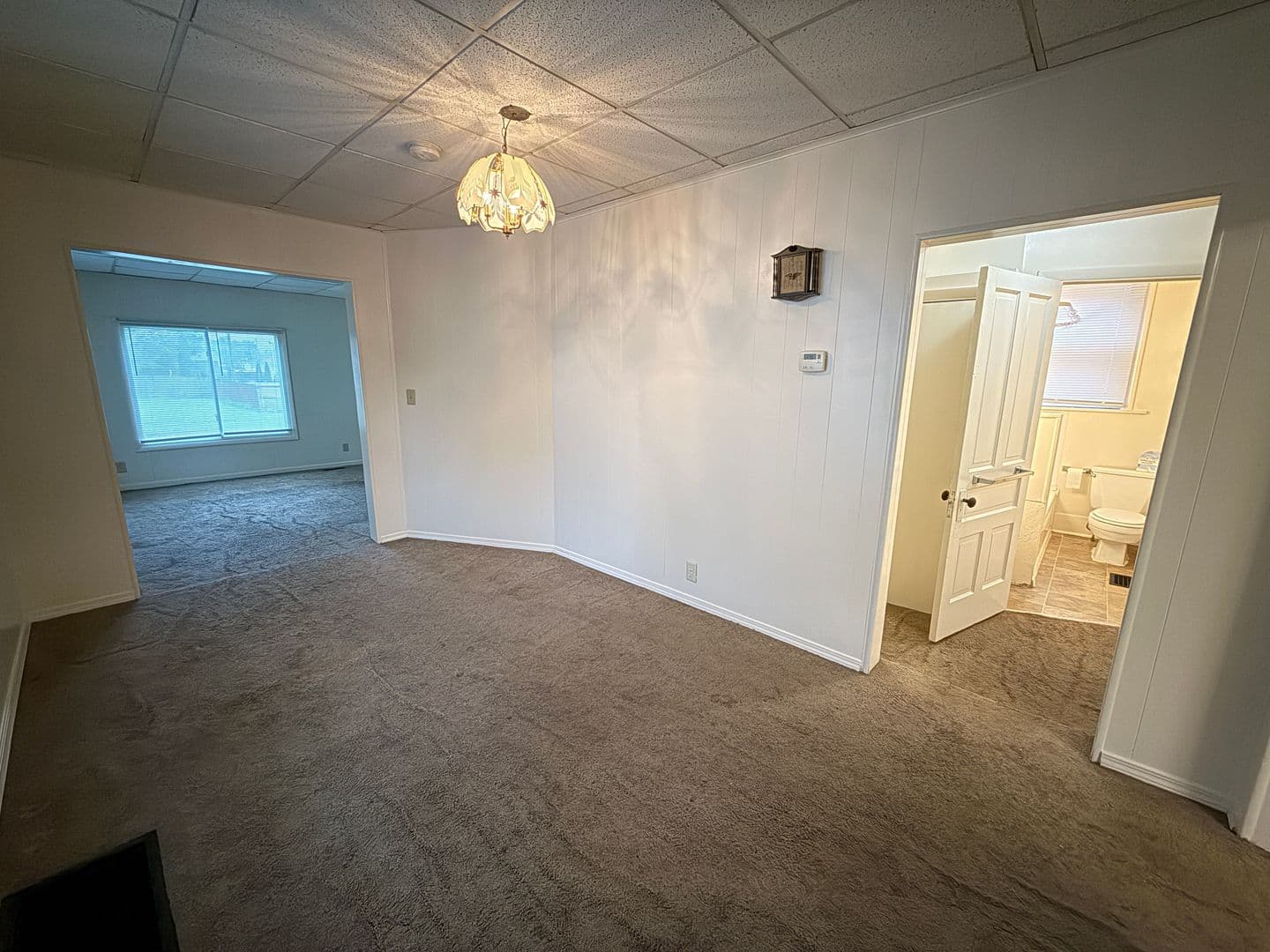 Jackson Apartment: 205 S Pleasant St