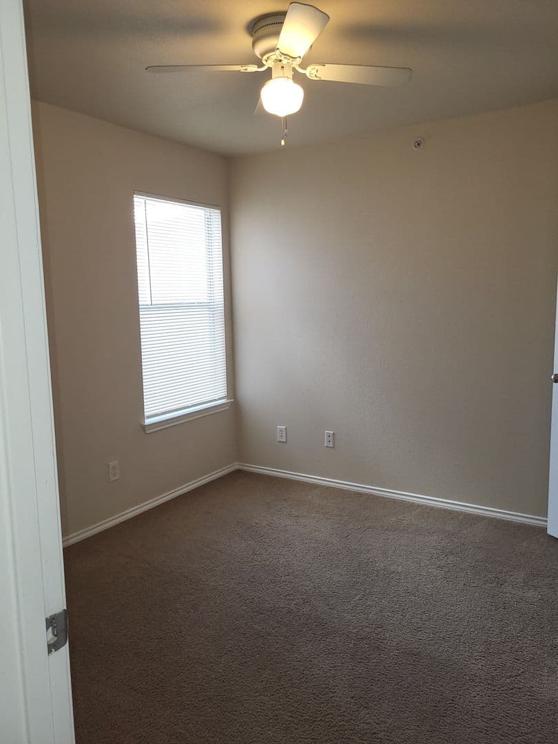 San Antonio Townhome: 10719 Mathom Landing Unit 3