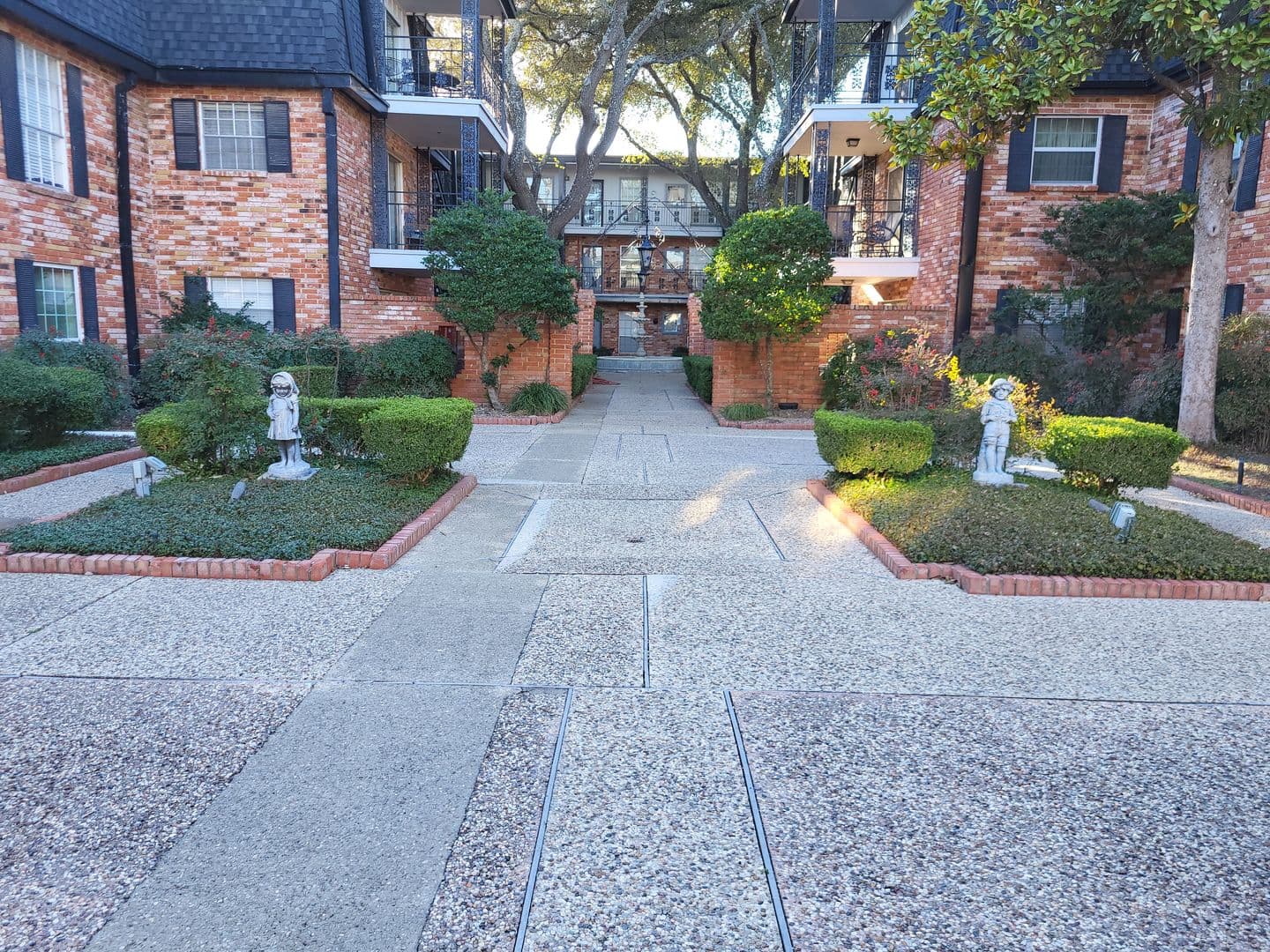 San Antonio Condo: 8401 N New Braunfels #350A