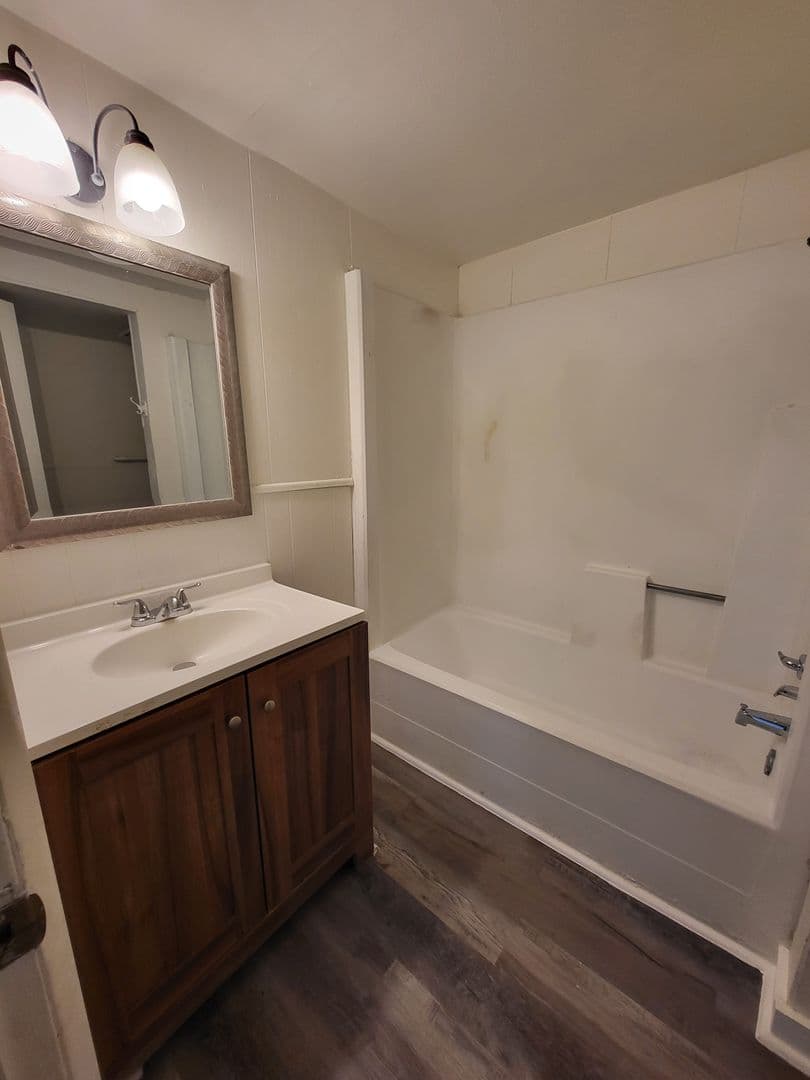 San Antonio House: 6950 Lark Haven Ln Unit 3