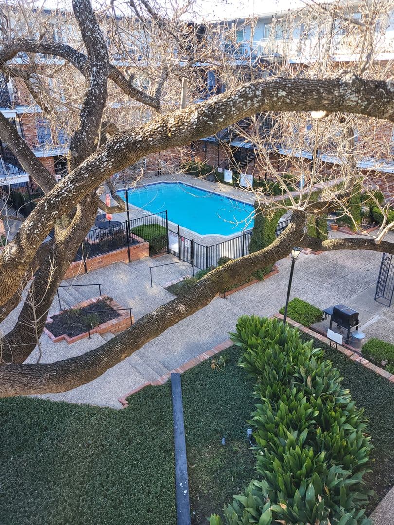 San Antonio Condo: 8401 N New Braunfels #350A