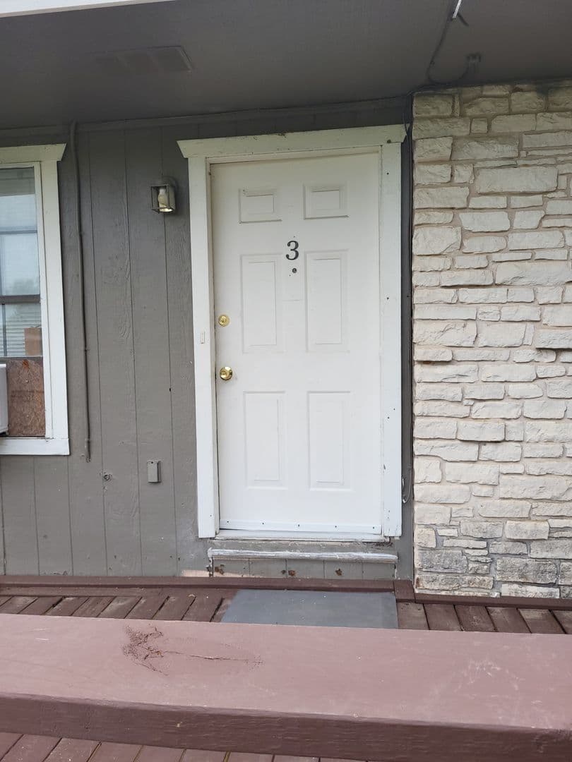 San Antonio House: 6950 Lark Haven Ln Unit 3