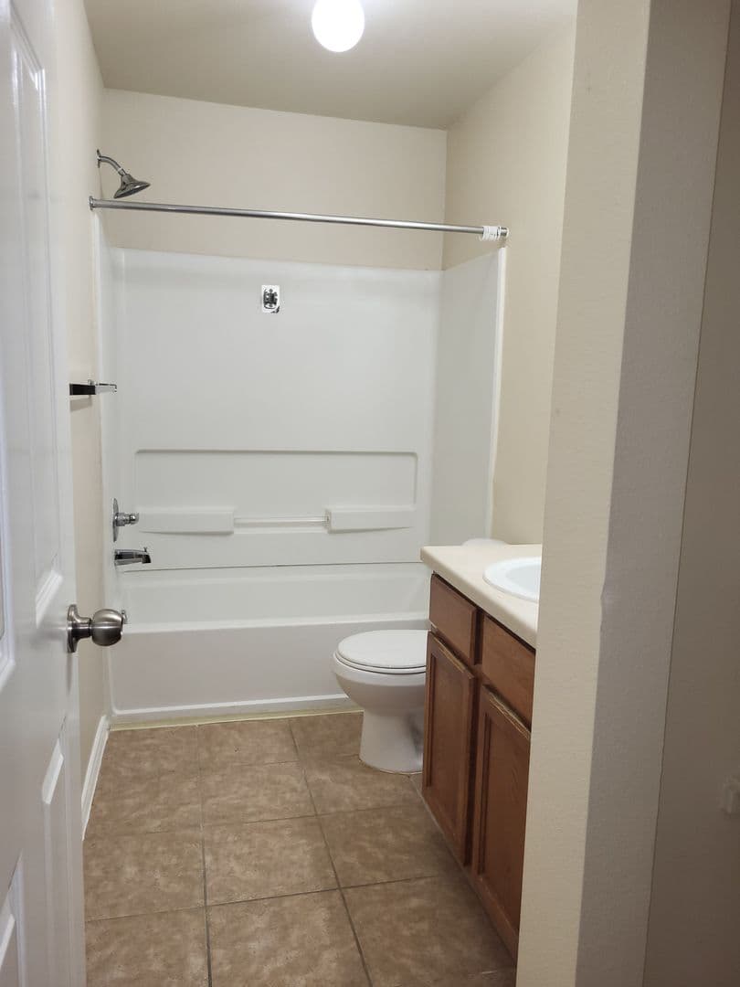 San Antonio Townhome: 10719 Mathom Landing Unit 3