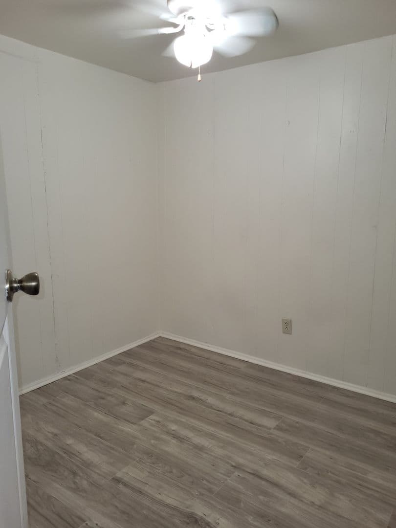 San Antonio House: 6950 Lark Haven Ln Unit 3