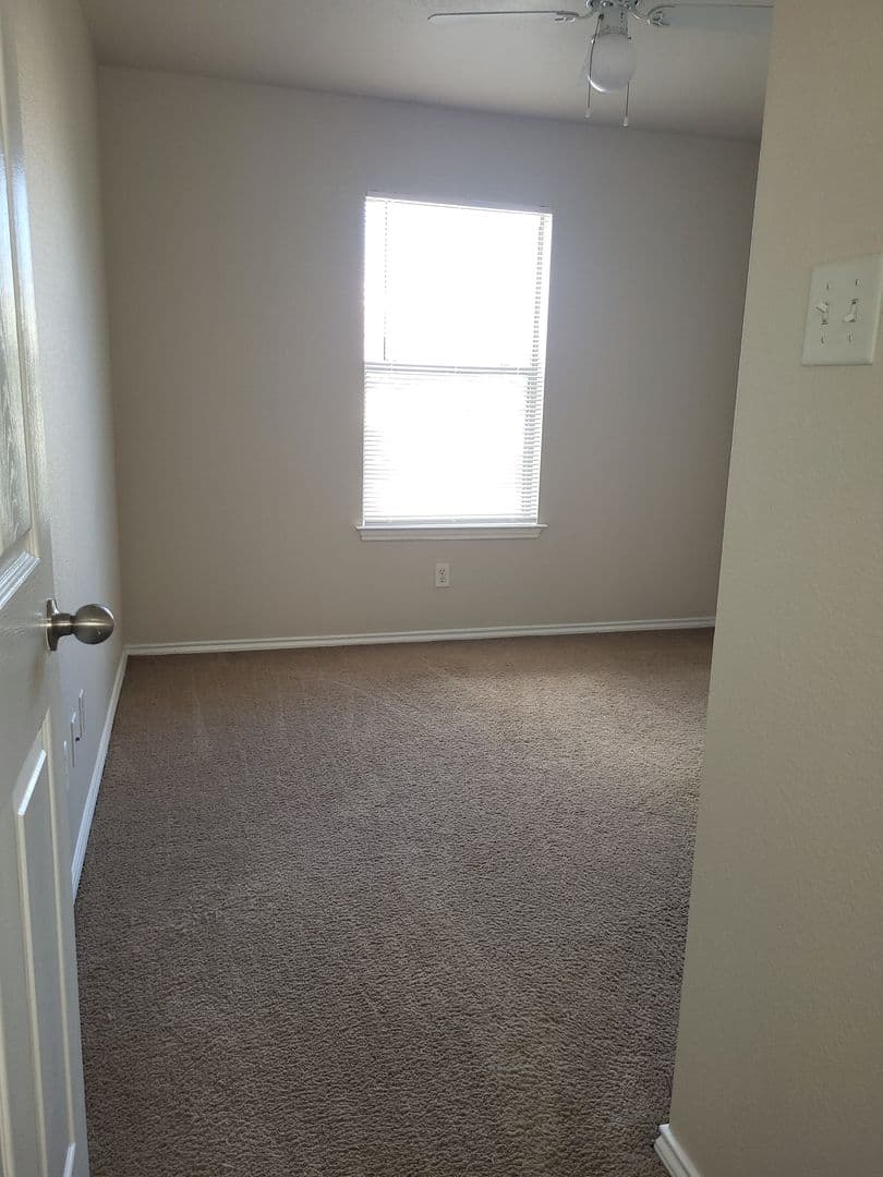 San Antonio Townhome: 10719 Mathom Landing Unit 3