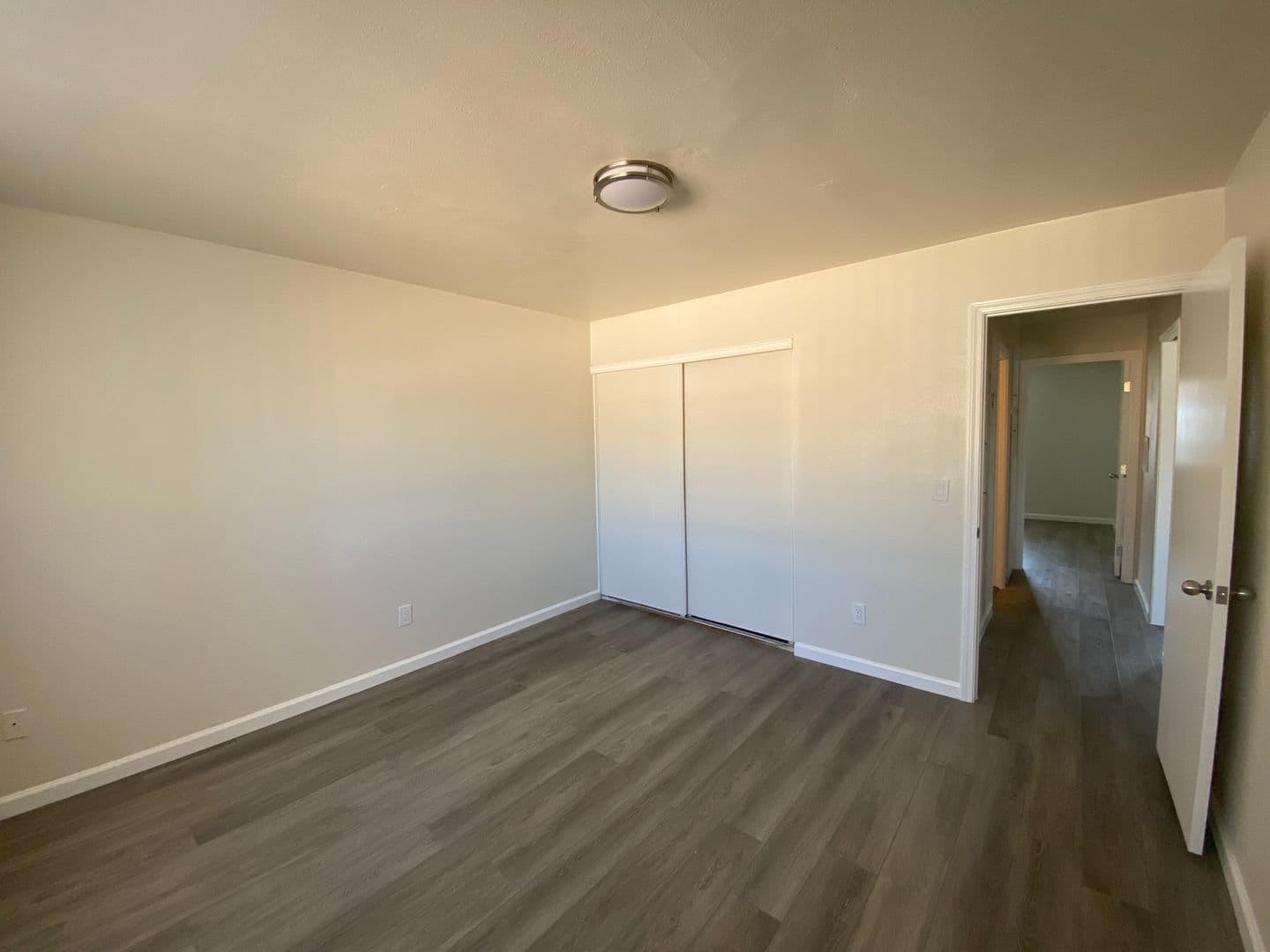 Pomona Apartment: 1047 W 8th St.
