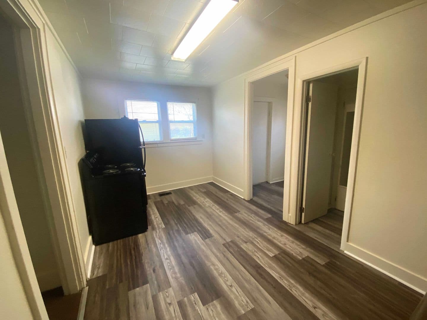 West Carrollton Apartment: 137 E Shannon Ave Apt B