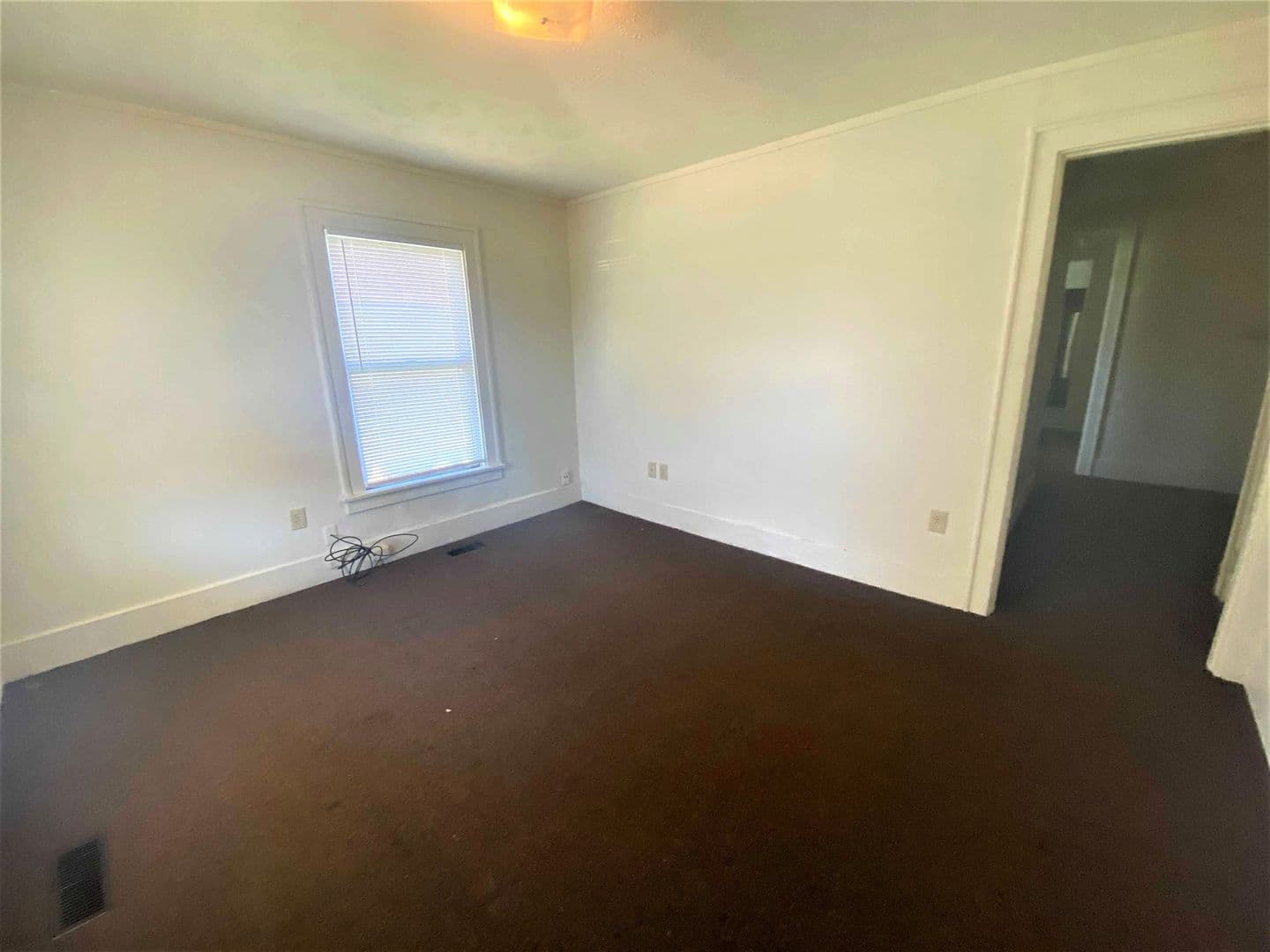 West Carrollton Apartment: 137 E Shannon Ave Apt B