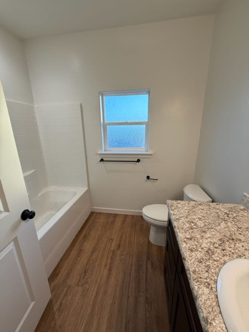 Twin Falls Apartment: 321 & 329 Pheasant Rd.