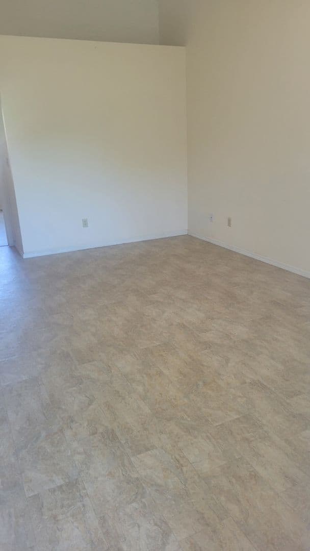 Gooding Apartment: Nevada Street