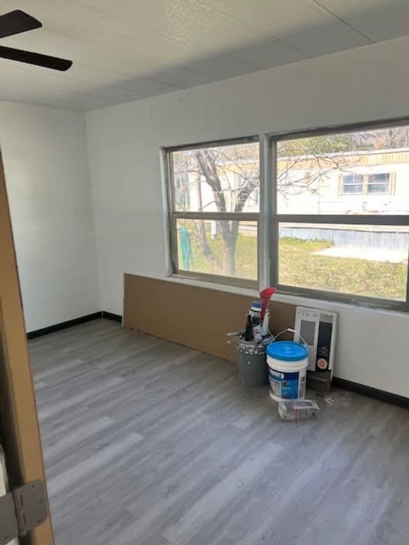 Burley Apartment: 17 S 600 W