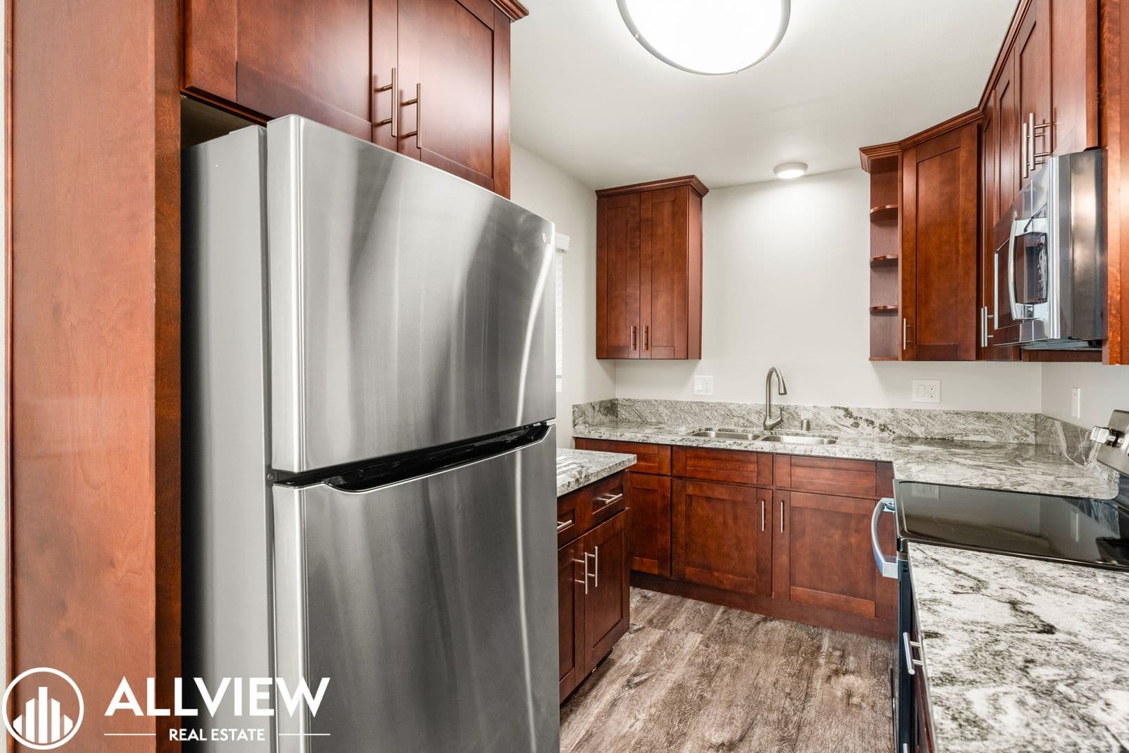 Costa Mesa Apartment: 2466 Santa Ana Ave