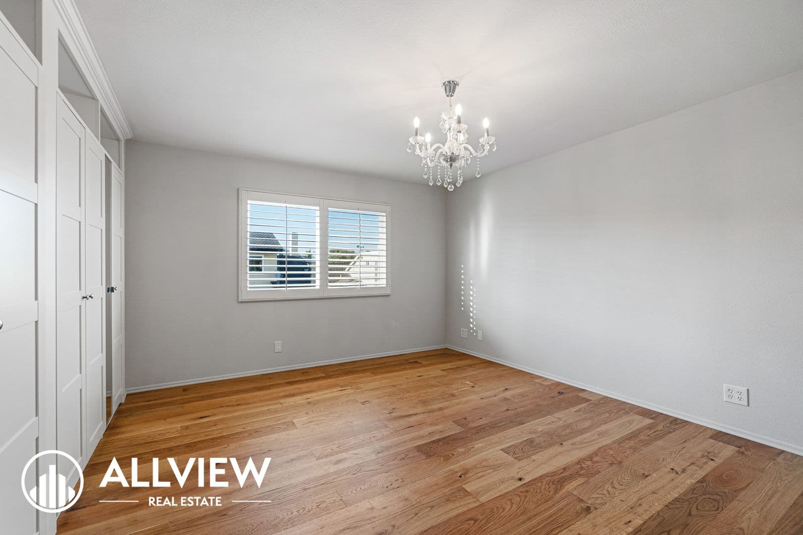 Huntington Beach House: 6351 Glenfox Drive