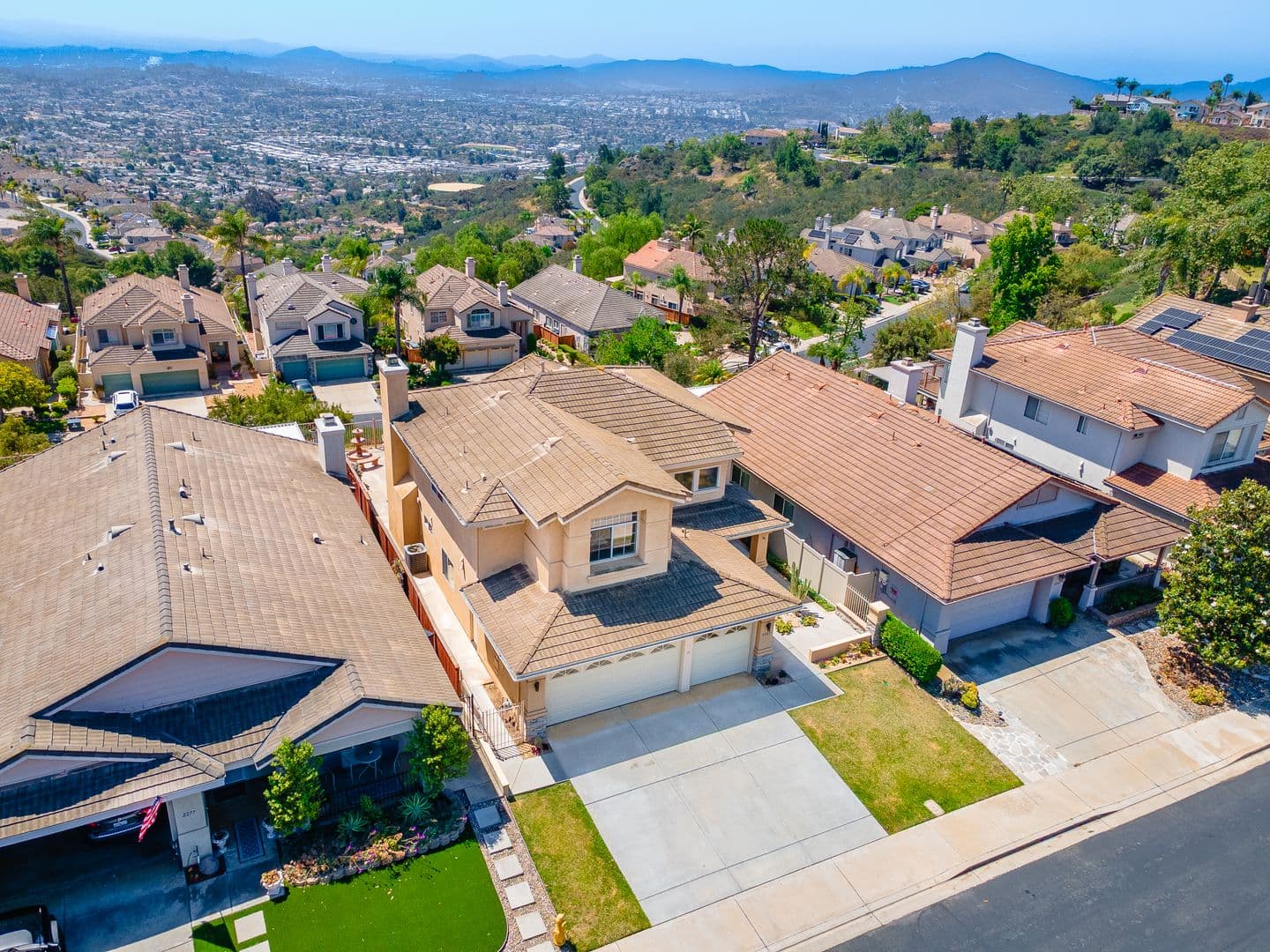 Escondido House: 2283 Rock View Glen