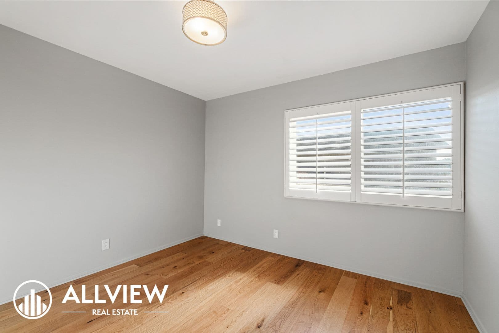 Huntington Beach House: 6351 Glenfox Drive