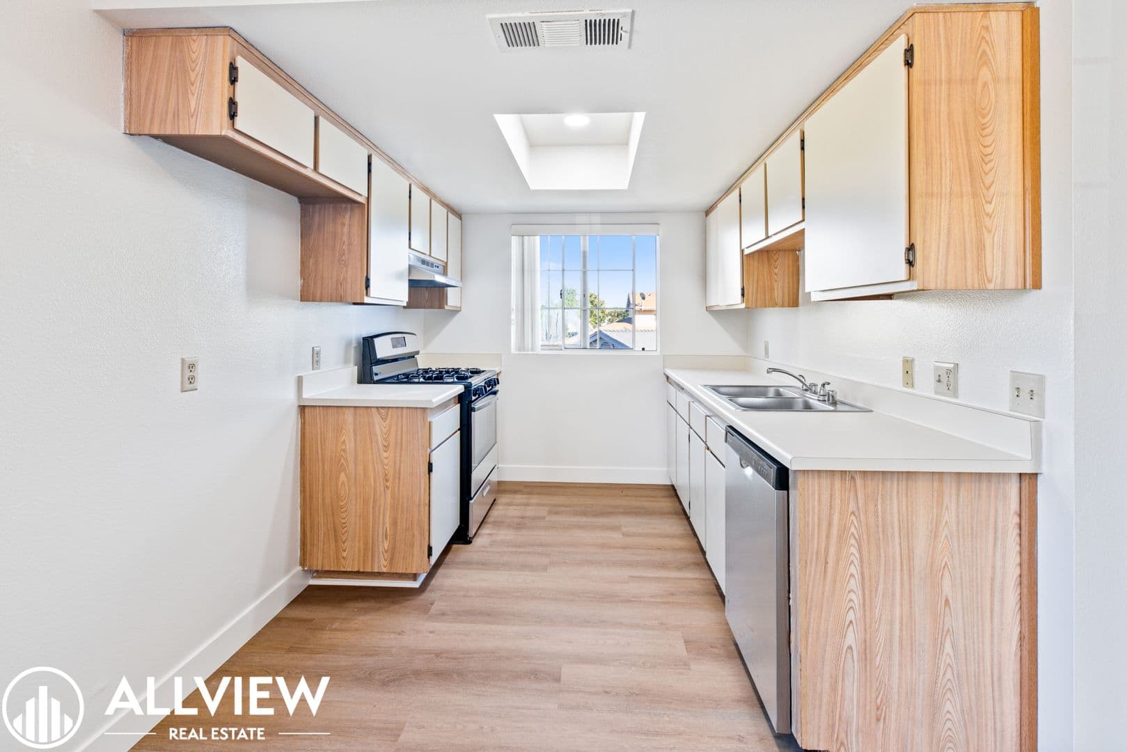 Whittier Apartment: 11325 Laurel Avenue