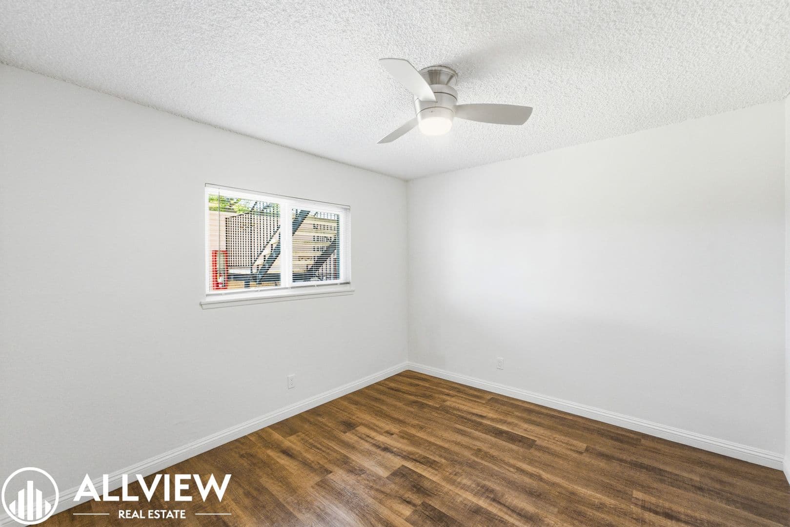 Anaheim Apartment: 3410 West Olinda Lane