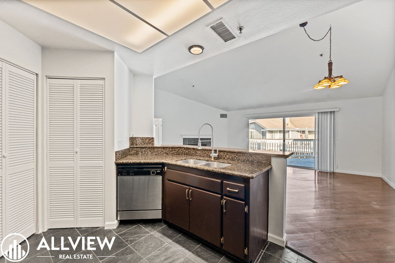 Garden Grove House: 10371 Garden Grove Boulevard Apartment 49