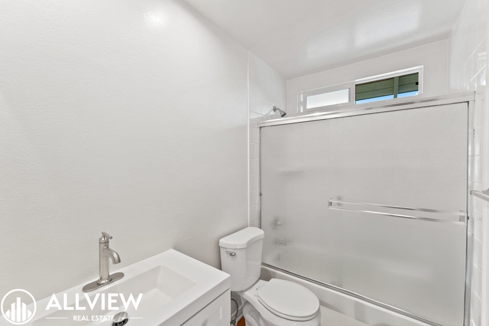 Huntington Beach Apartment: 16661 Tunstall Lane