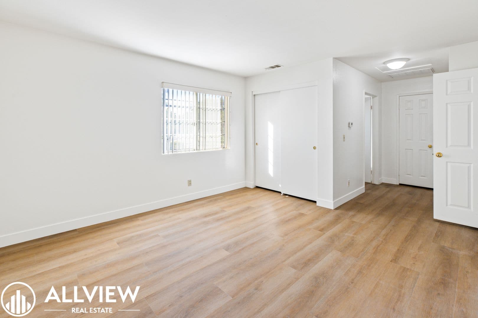 Whittier Apartment: 11325 Laurel Avenue