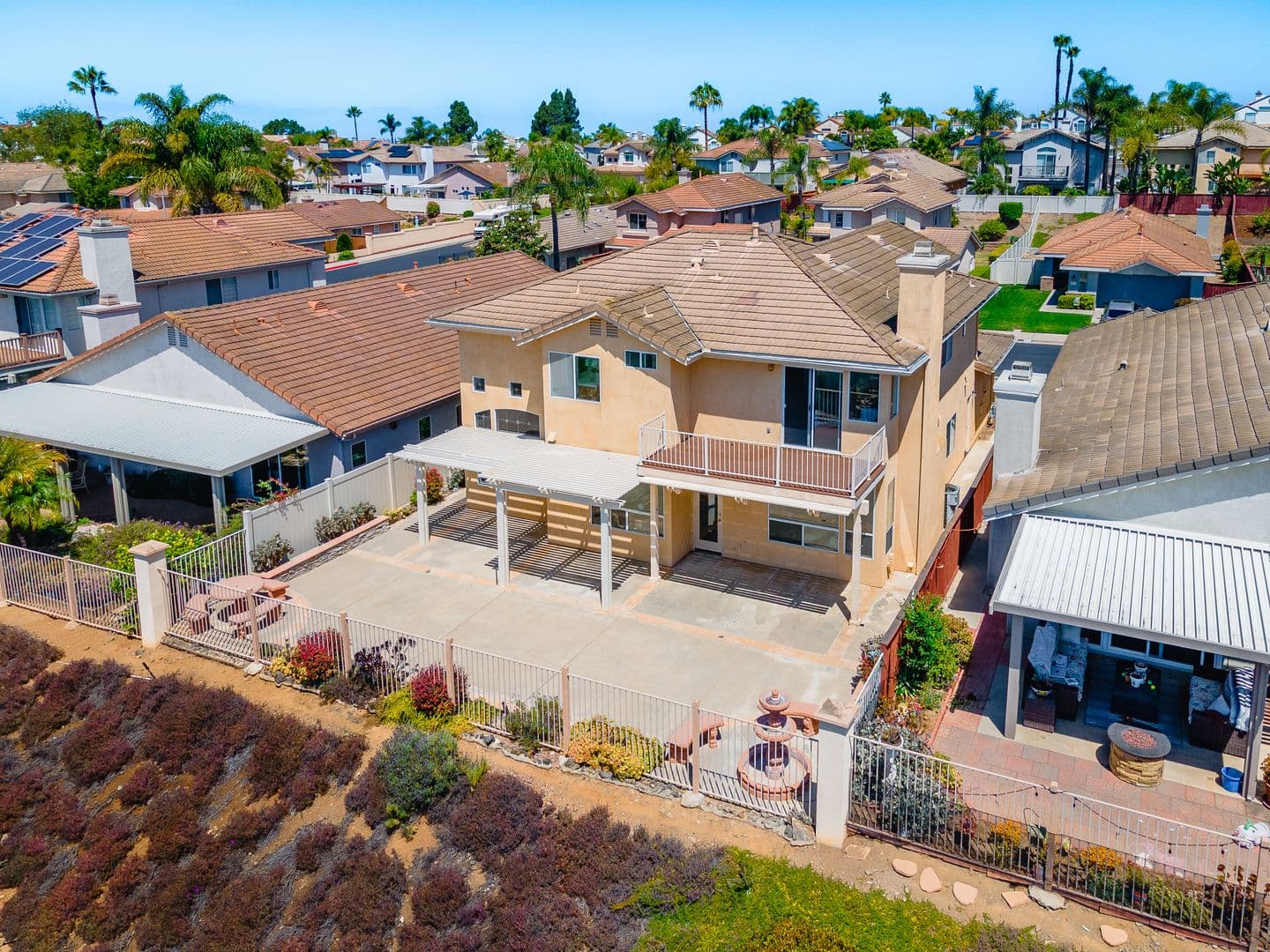 Escondido House: 2283 Rock View Glen