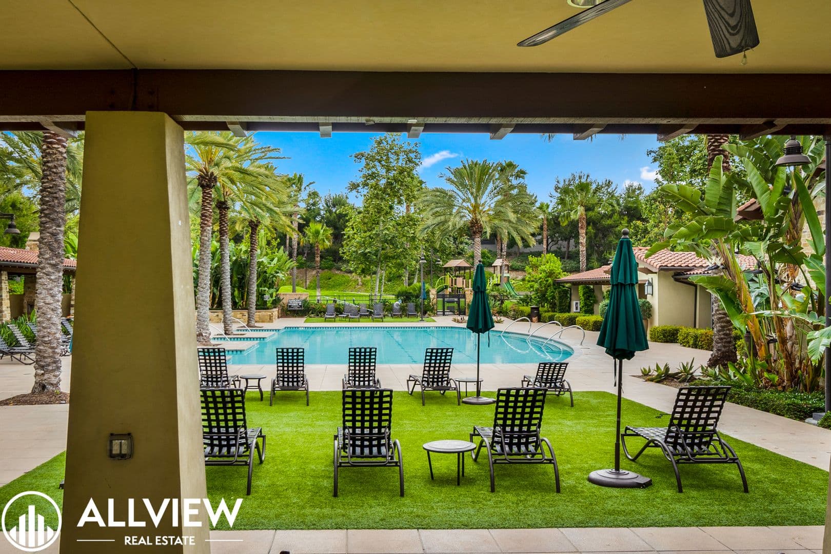 Lake Forest House: 71 Fuchsia